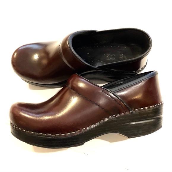 dansko brown shoes
